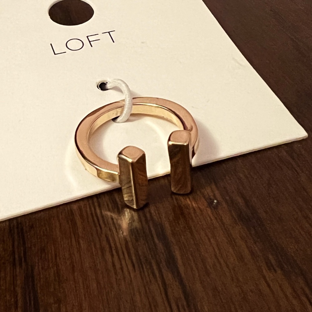💜NWT💜 Ann Taylor LOFT Metallic Open End Ring Sz 6 NWT